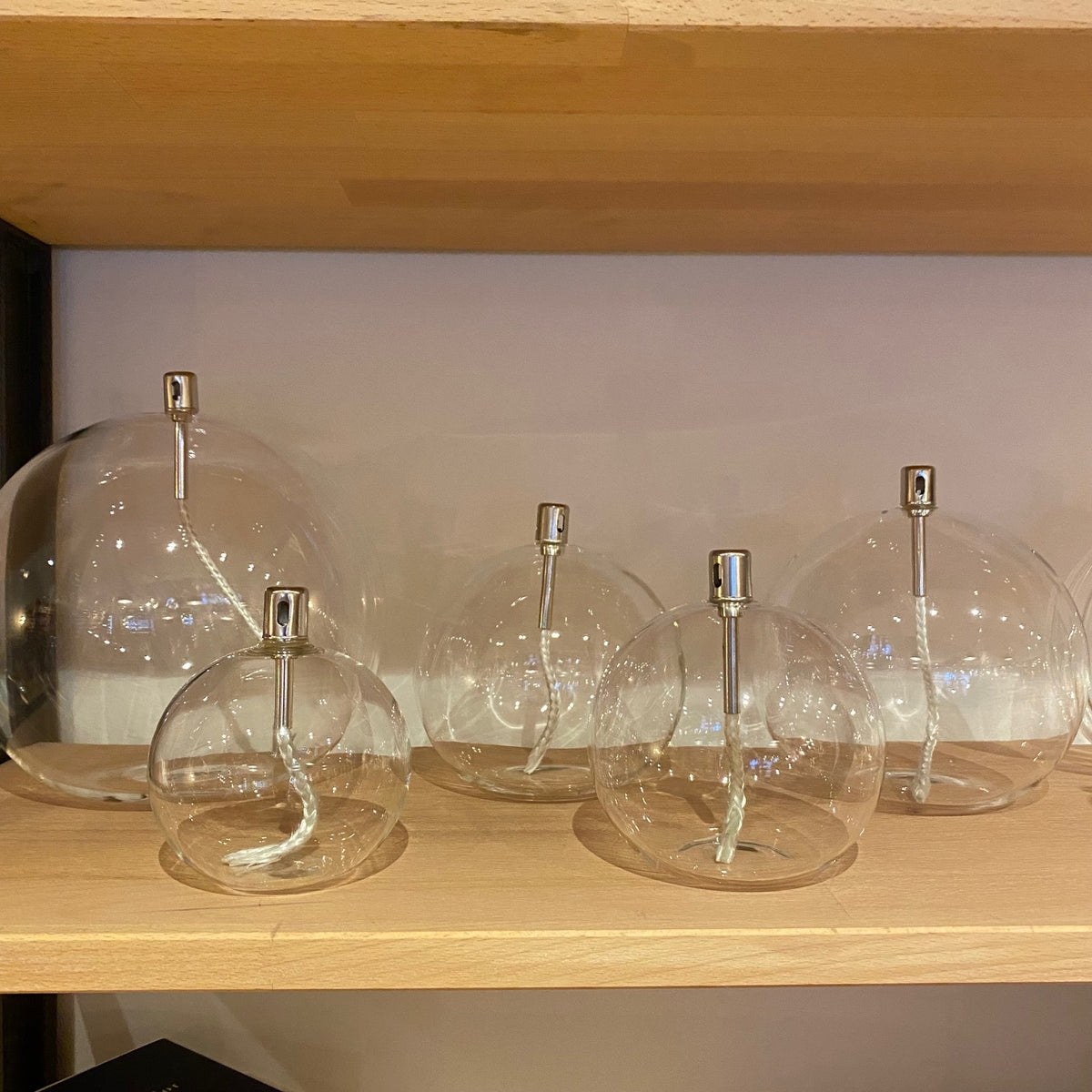 Lampe à huile en verre lisse Sphère - Bazar de Luxe I Trentotto